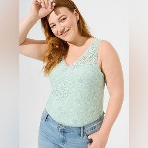 Torrid Stretch Lace V-Neck Tank NWT Plus Size 4